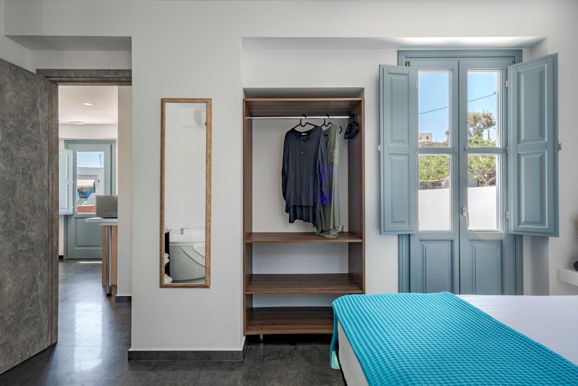 Blackstone Luxury Suites Emporio  Bilik gambar