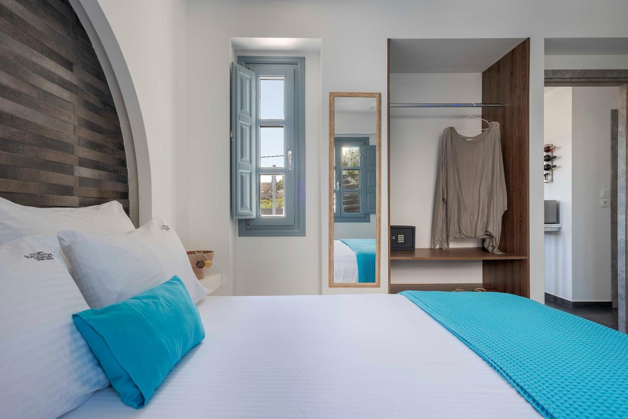 Blackstone Luxury Suites Emporio  Bilik gambar